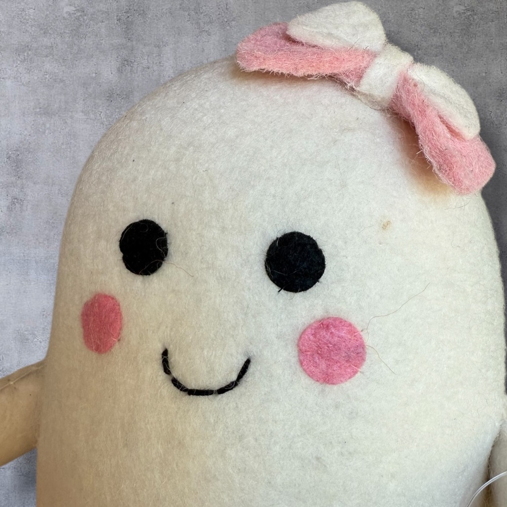 Goblin & Ghoul Plush Felt Trick-or-Treating Tabletop Ghost - Picture 3 of 8
